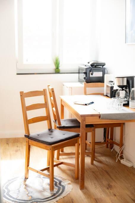- Sea Apartment Duisburg Center & Parking Spaces & Kingsize Bett - Central Station Hbf - Exterior foto